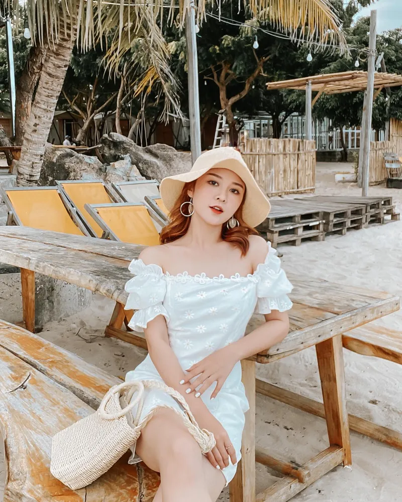 Ribi Sachi gợi cảm